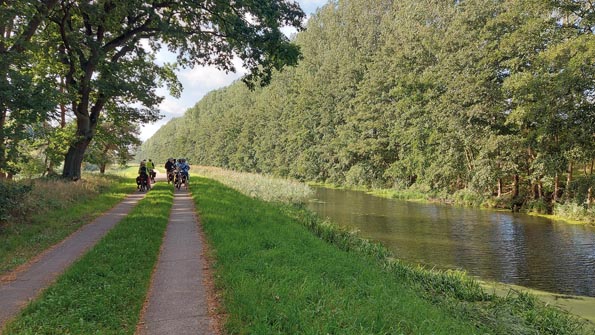 Radtour-(21) Betonspuren nach B�tzow