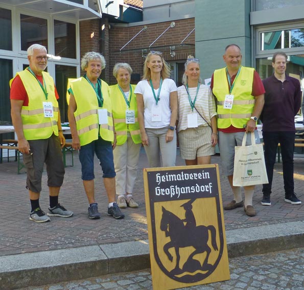 TdG-14 Unser Team von links Peter Tischer, Ellke Meyer, Marion Krohn, Jessica Pitsch, Jessica Liepelt,Torsten K�ber, Michael Haarstrick